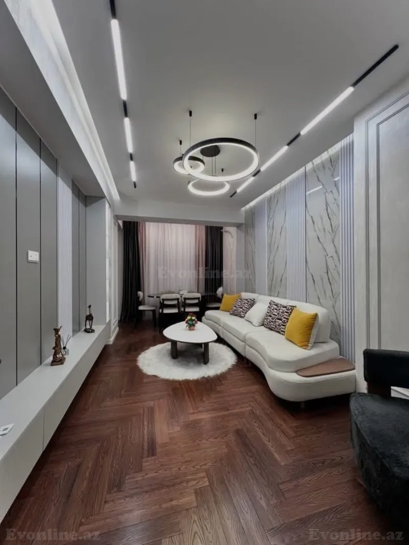 3 otaqlı Mənzil 101 m² Bakmil m. Satılır