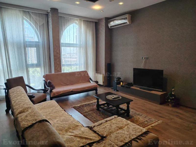 Kirayə verilir 2 otaqlı Mənzil Köhnə tikili 80 m² 28 May m. - şəkil 2