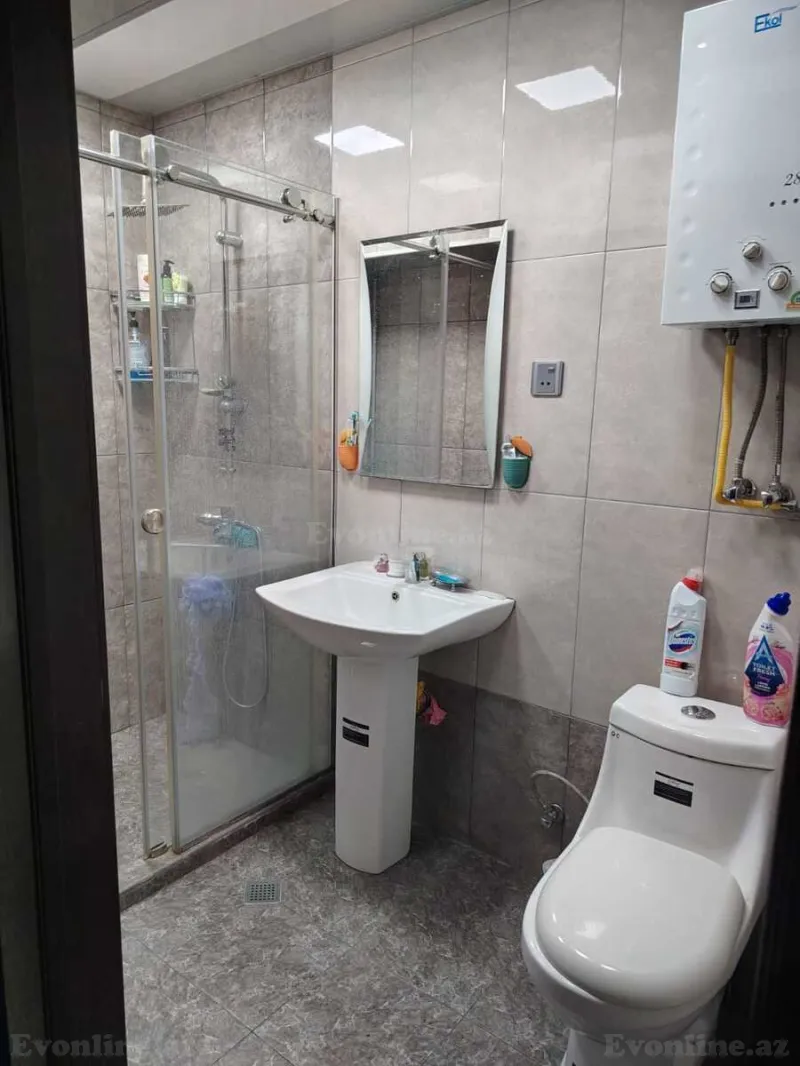 Kirayə verilir 2 otaqlı Mənzil Köhnə tikili 80 m² 28 May m. - şəkil 8