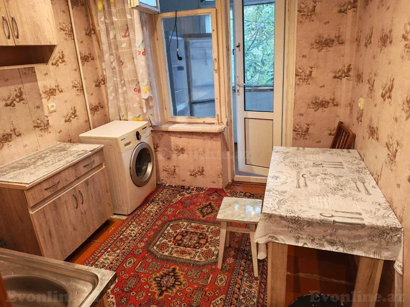 Kirayə verilir 4 otaqlı Mənzil Köhnə tikili 80 m² Neftçilər m. - şəkil 16