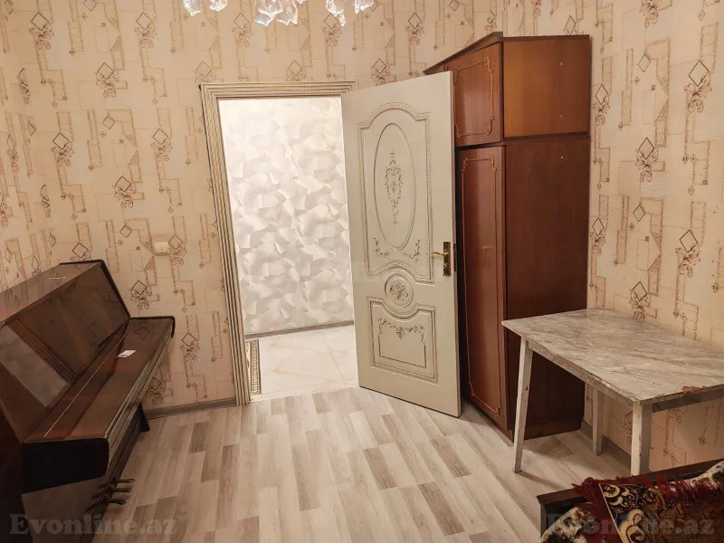Kirayə verilir 4 otaqlı Mənzil Köhnə tikili 80 m² Neftçilər m. - şəkil 19