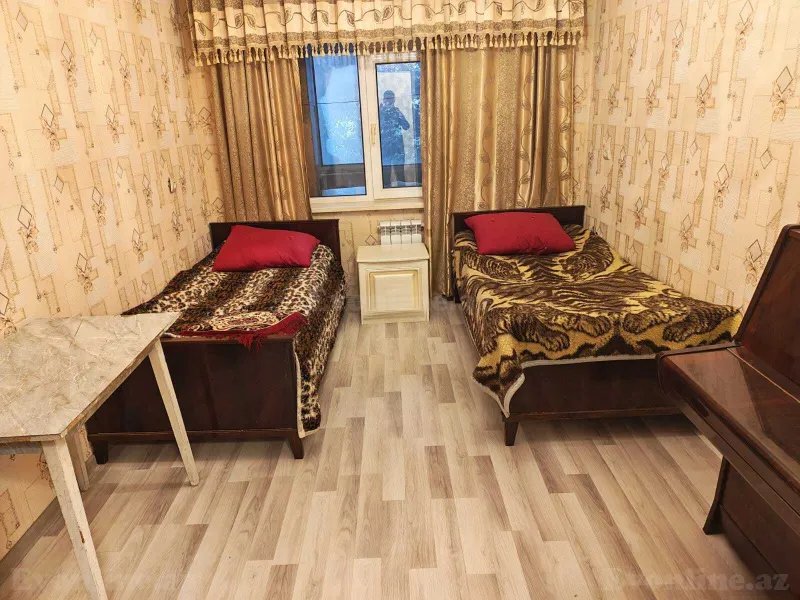 Kirayə verilir 4 otaqlı Mənzil Köhnə tikili 80 m² Neftçilər m. - şəkil 20