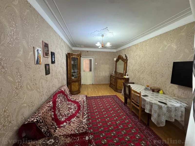 Satılır 2 otaqlı Mənzil Köhnə tikili 52 m² Xalqlar Dostluğu m.