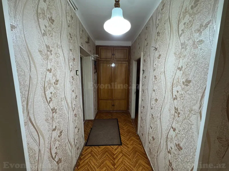 Satılır 2 otaqlı Mənzil Köhnə tikili 52 m² Xalqlar Dostluğu m. - şəkil 3