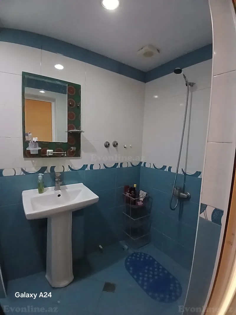 Kirayə verilir 3 otaqlı Mənzil Köhnə tikili 80 m² Atatürk pr. - şəkil 6