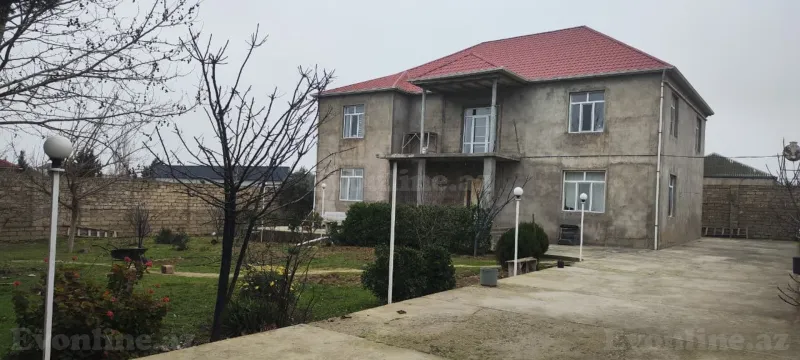8 otaqlı Həyət evi 320 m² Mərdəkan Satılır