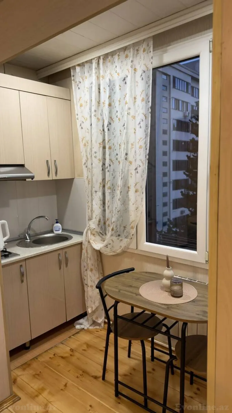 Kirayə verilir 2 otaqlı Mənzil Yeni tikili 45 m² 8-ci mikrorayon - şəkil 10