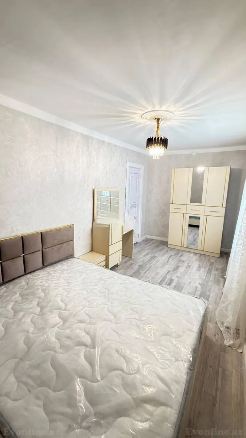 Satılır 2 otaqlı Mənzil Köhnə tikili 50 m² İnşaatçılar m. - şəkil 5