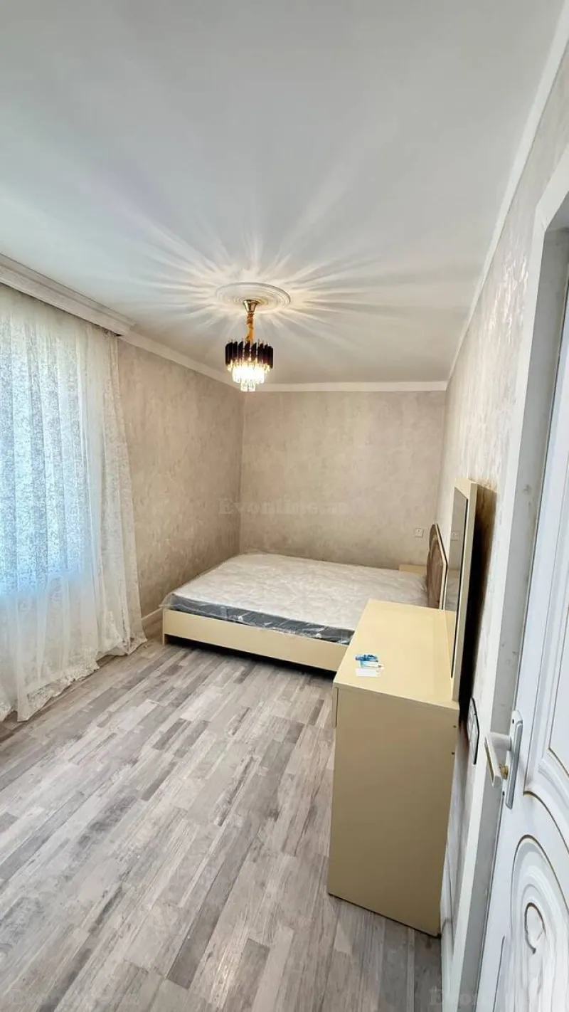 Satılır 2 otaqlı Mənzil Köhnə tikili 50 m² İnşaatçılar m. - şəkil 7