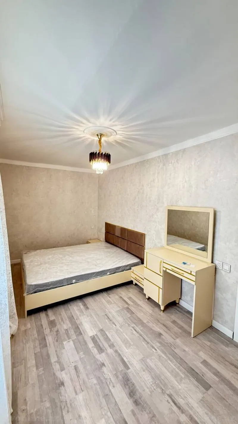 Satılır 2 otaqlı Mənzil Köhnə tikili 50 m² İnşaatçılar m. - şəkil 8