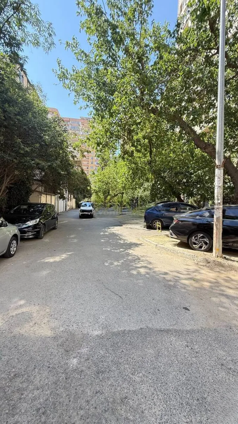 Satılır 2 otaqlı Mənzil Köhnə tikili 50 m² İnşaatçılar m. - şəkil 13
