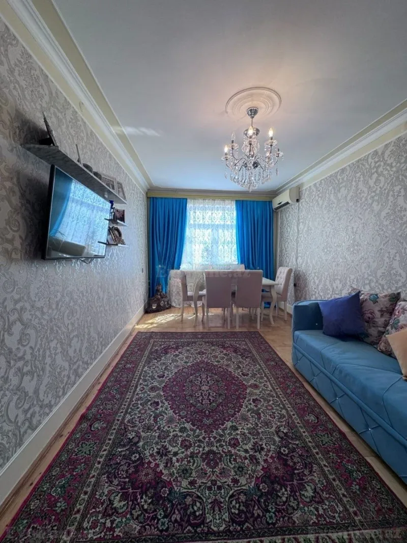 Satılır 3 otaqlı Mənzil Köhnə tikili 75 m² Yeni Günəşli - şəkil 2