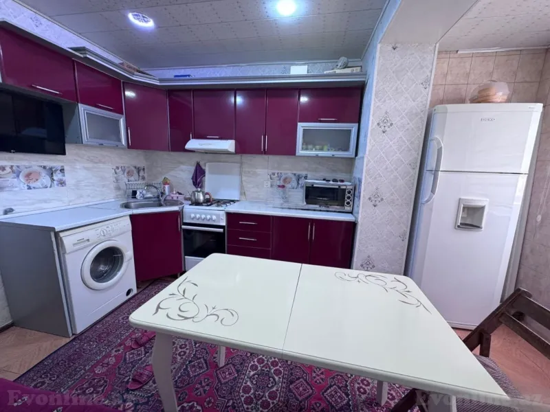 Satılır 3 otaqlı Mənzil Köhnə tikili 75 m² Yeni Günəşli - şəkil 5