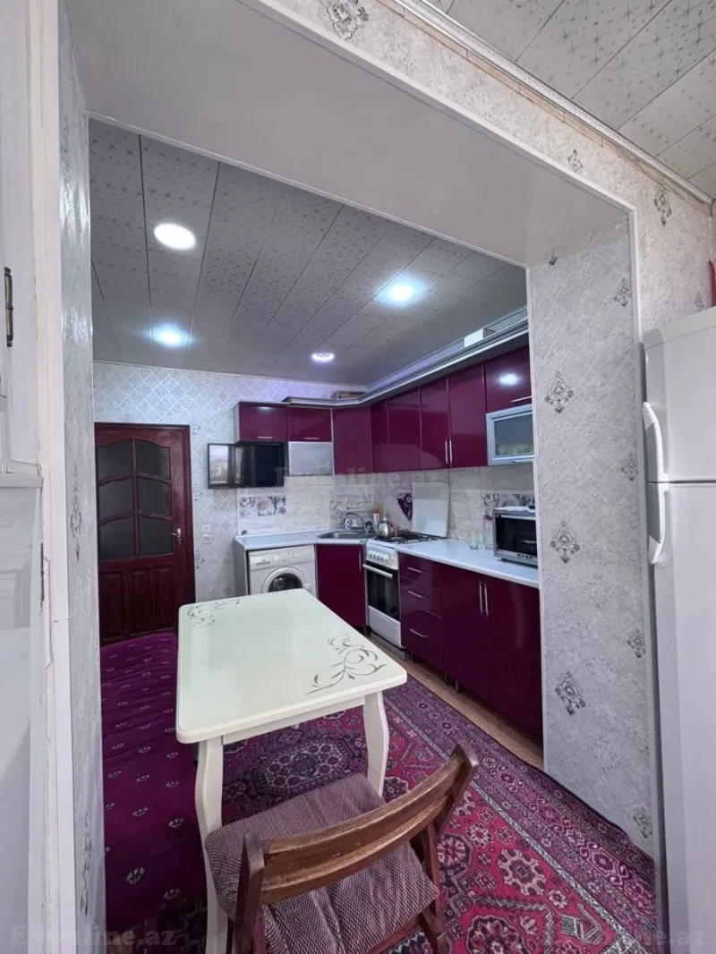 Satılır 3 otaqlı Mənzil Köhnə tikili 75 m² Yeni Günəşli - şəkil 6