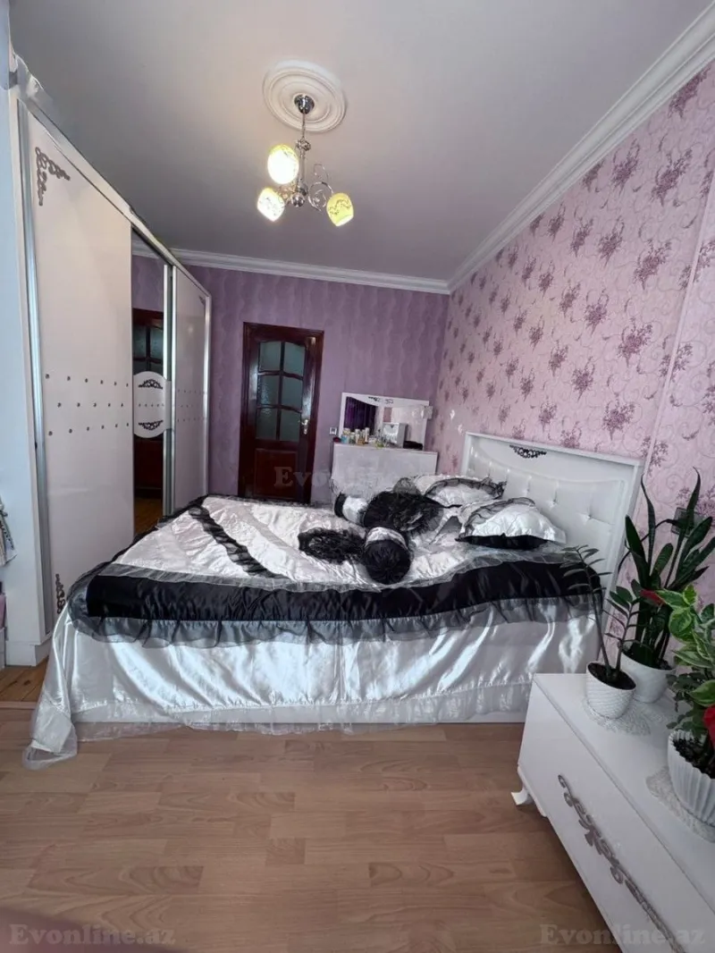 Satılır 3 otaqlı Mənzil Köhnə tikili 75 m² Yeni Günəşli - şəkil 10