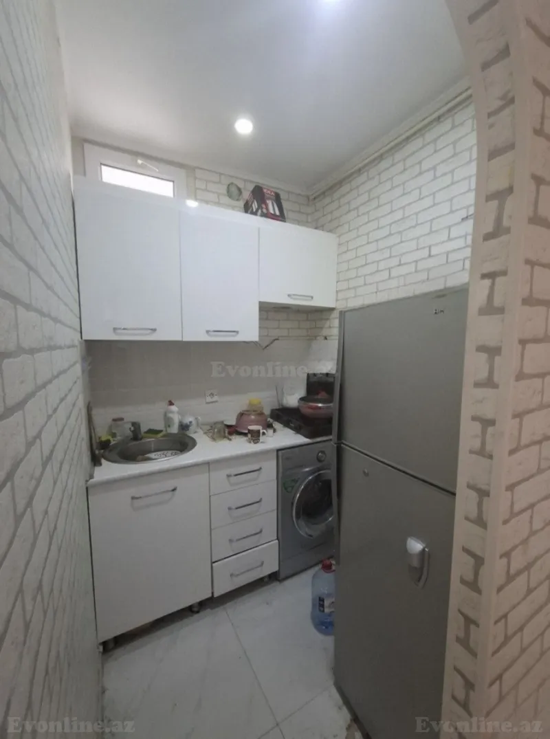 Kirayə verilir 2 otaqlı Mənzil Köhnə tikili 40 m² Memar Əcəmi m. - şəkil 7