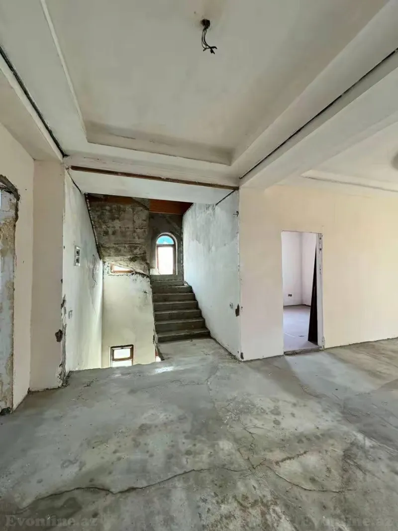 Satılır 9 otaqlı Həyət evi 680 m² Badamdar - şəkil 5