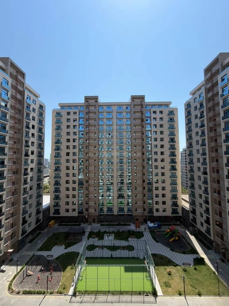 Satılır 2 otaqlı Mənzil Yeni tikili 84 m² 28 May m. - şəkil 3