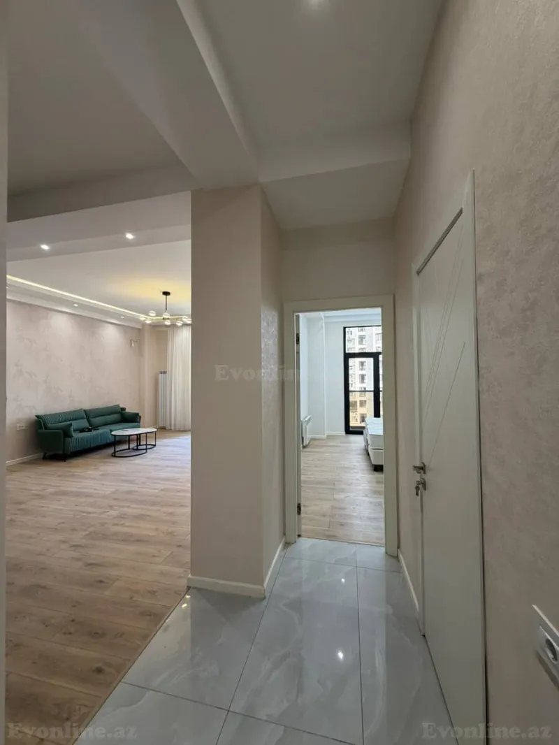 Satılır 2 otaqlı Mənzil Yeni tikili 84 m² 28 May m. - şəkil 4