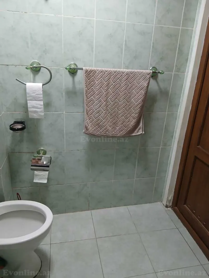 Satılır 5 otaqlı Mənzil Köhnə tikili 110 m² Yeni Günəşli - şəkil 4