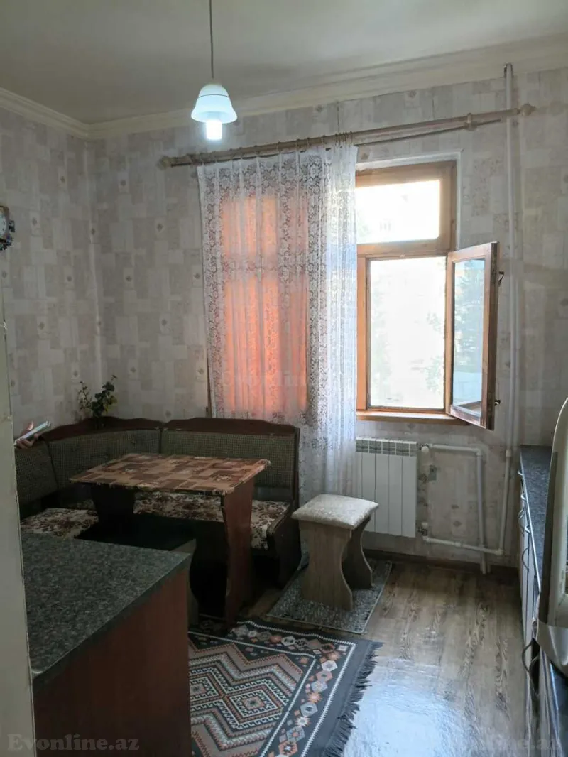Satılır 5 otaqlı Mənzil Köhnə tikili 110 m² Yeni Günəşli - şəkil 13