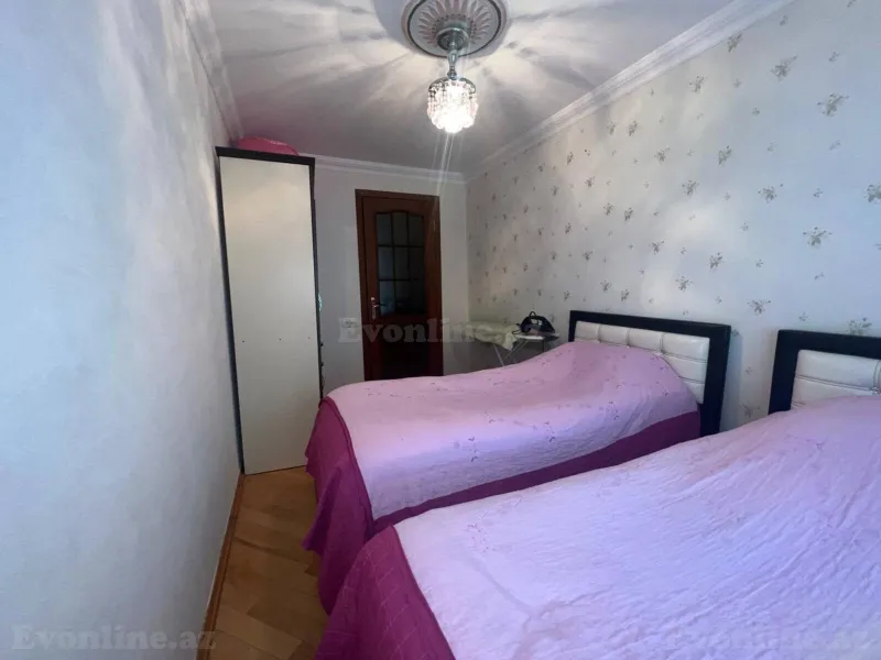 Satılır 4 otaqlı Mənzil Köhnə tikili 95 m² Xalqlar Dostluğu m. - şəkil 6