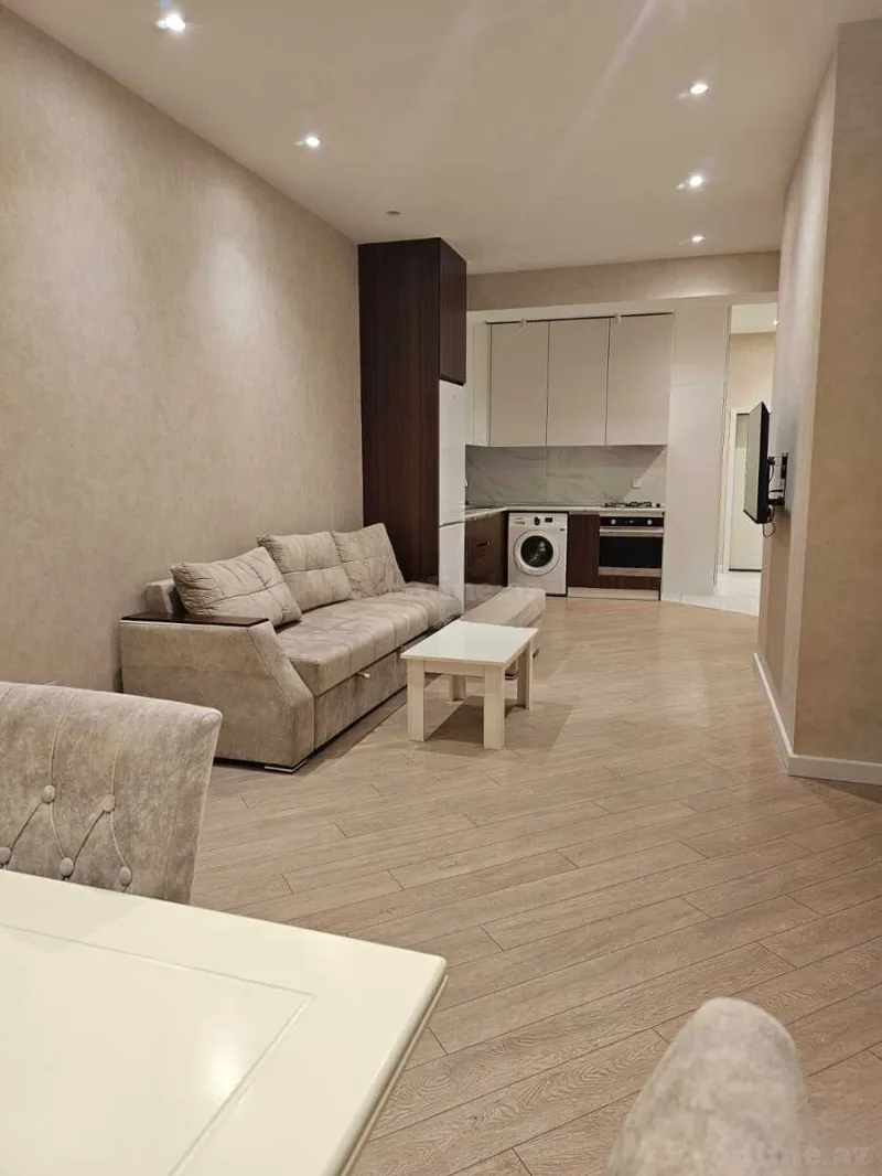 Kirayə verilir 2 otaqlı Mənzil Köhnə tikili 75 m² Nəsimi r. - şəkil 3