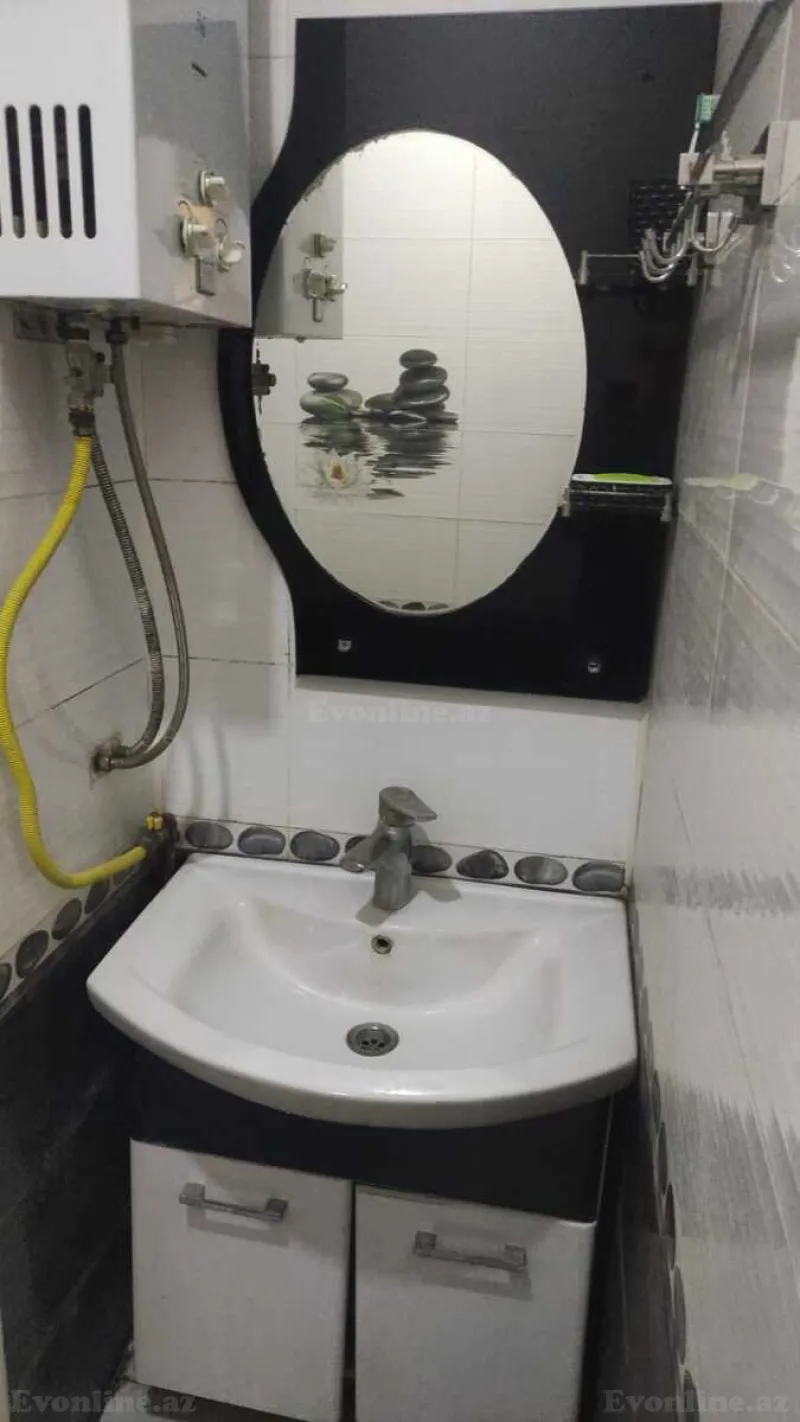 Kirayə verilir 2 otaqlı Mənzil Köhnə tikili 60 m² Memar Əcəmi m. - şəkil 18