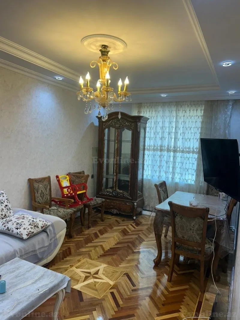 Satılır 3 otaqlı Mənzil Köhnə tikili 75 m² Yeni Günəşli - şəkil 3