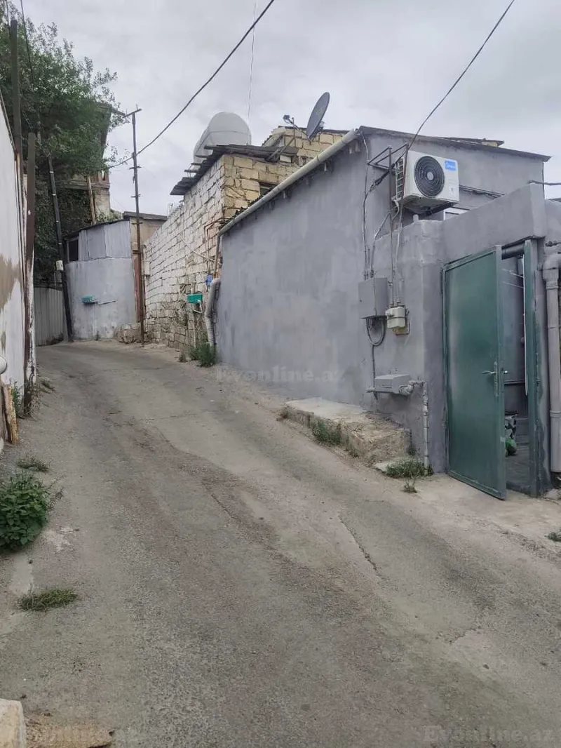 3 otaqlı Həyət evi 60 m² 20-ci sahə Satılır