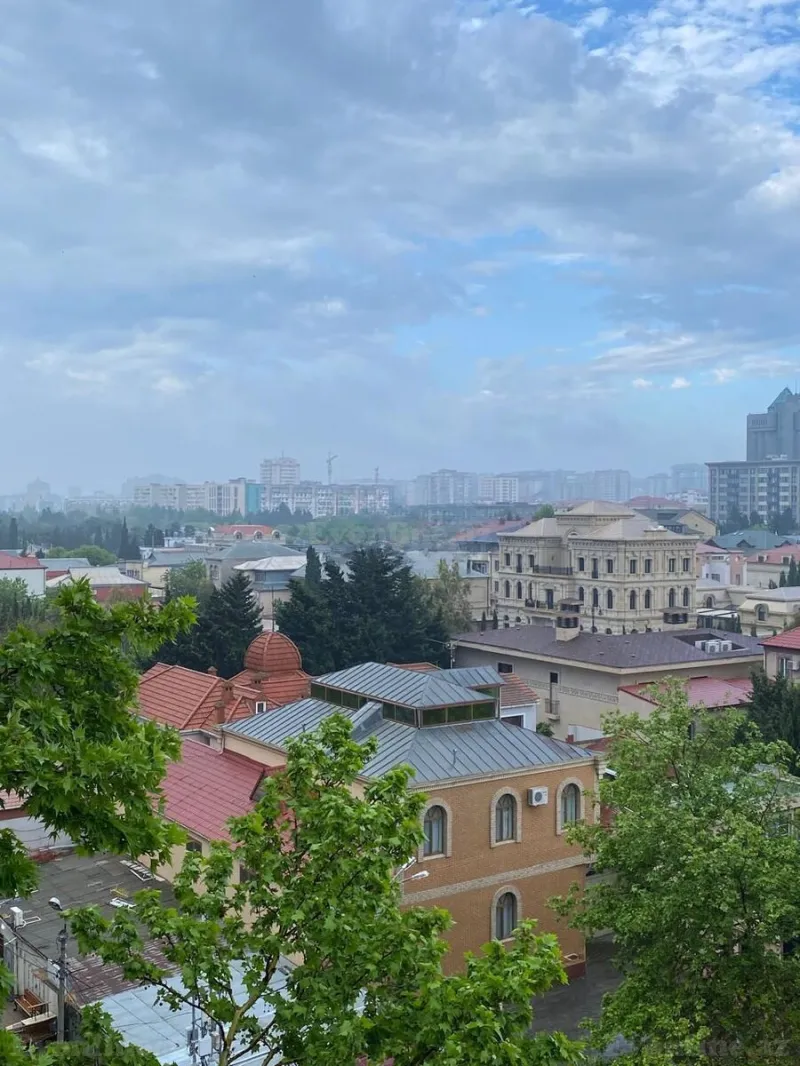 Satılır 3 otaqlı Mənzil Köhnə tikili 70 m² Gənclik m. - şəkil 8
