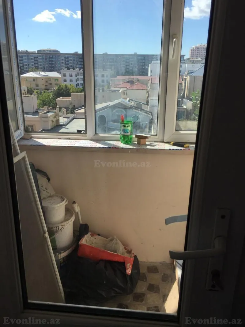Satılır 3 otaqlı Mənzil Köhnə tikili 70 m² Gənclik m. - şəkil 14