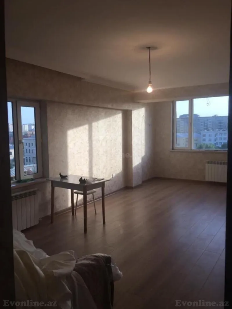 Satılır 3 otaqlı Mənzil Köhnə tikili 70 m² Gənclik m. - şəkil 18