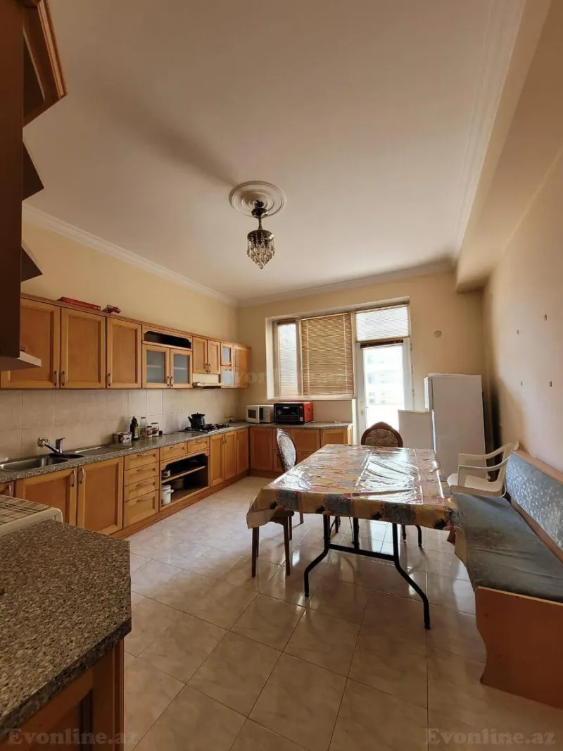 Kirayə verilir 4 otaqlı Mənzil Yeni tikili 165 m² 8 Noyabr m. - şəkil 6