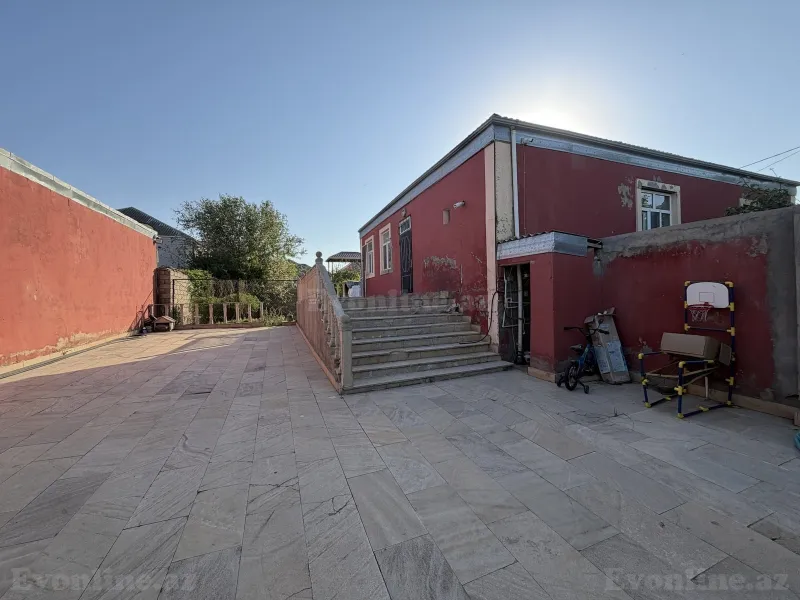 4 otaqlı Həyət evi 90 m² Yeni Ramana Satılır