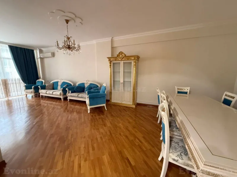 3 otaqlı Mənzil 152 m² Elmlər Akademiyası m. Kirayə verilir