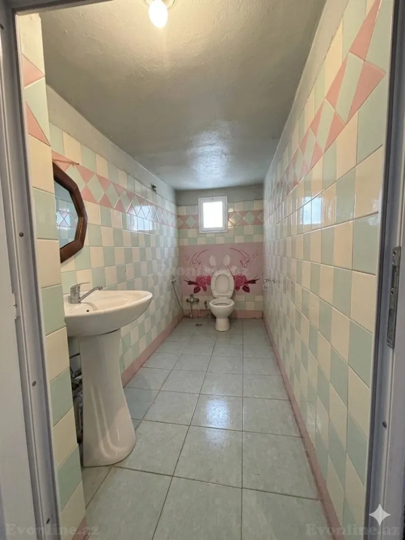 Satılır 7 otaqlı Həyət evi 300 m² Saray - şəkil 2