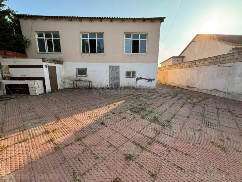Satılır 7 otaqlı Həyət evi 300 m² Saray - şəkil 3