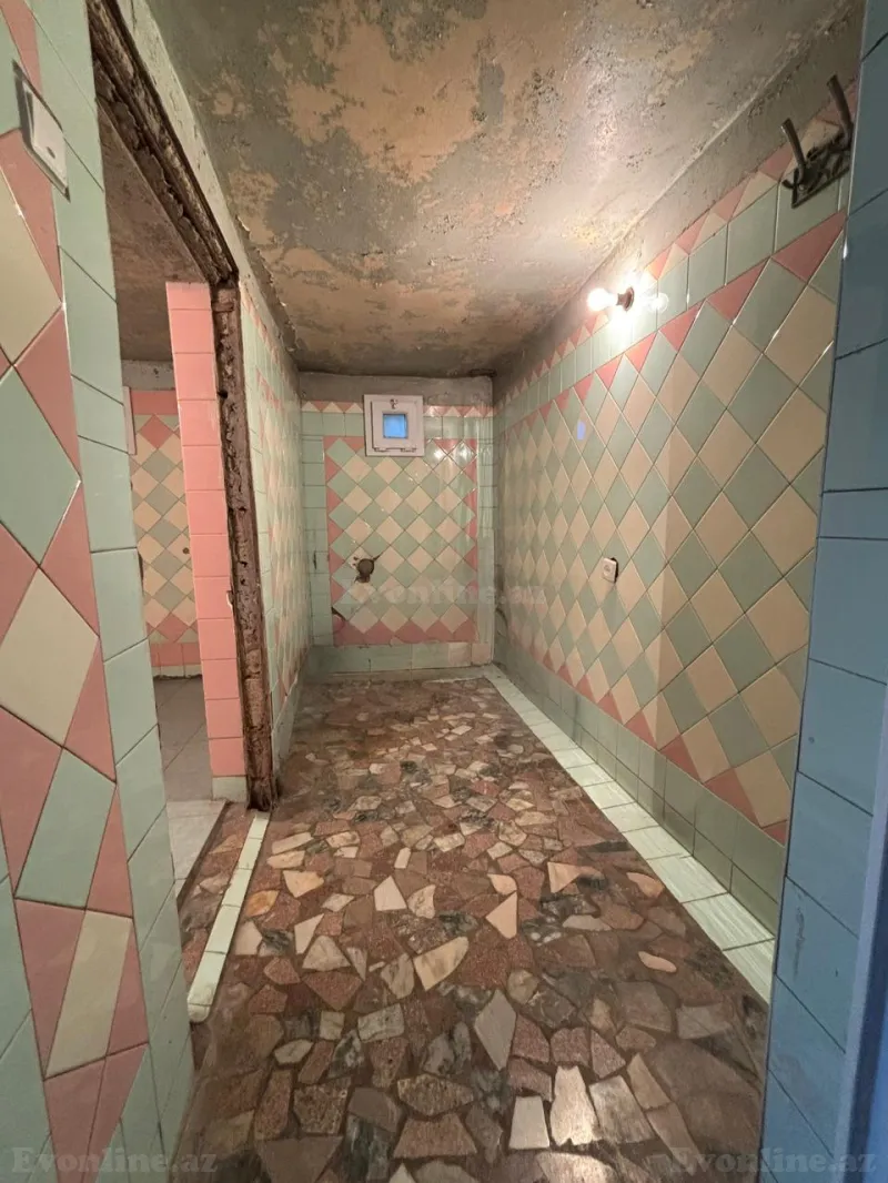 Satılır 7 otaqlı Həyət evi 300 m² Saray - şəkil 7