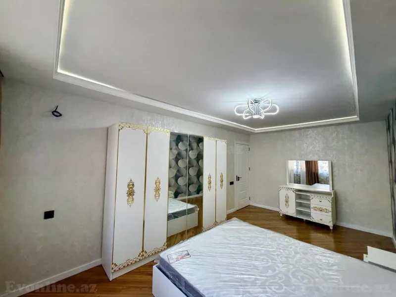 Kirayə verilir 3 otaqlı Mənzil Köhnə tikili 80 m² Neftçilər m. - şəkil 8