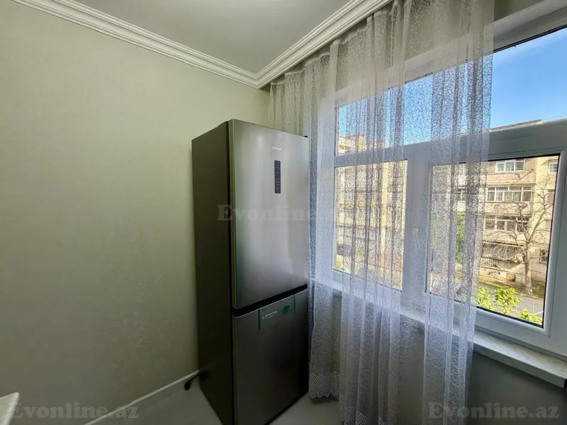 Kirayə verilir 3 otaqlı Mənzil Köhnə tikili 80 m² Neftçilər m. - şəkil 15
