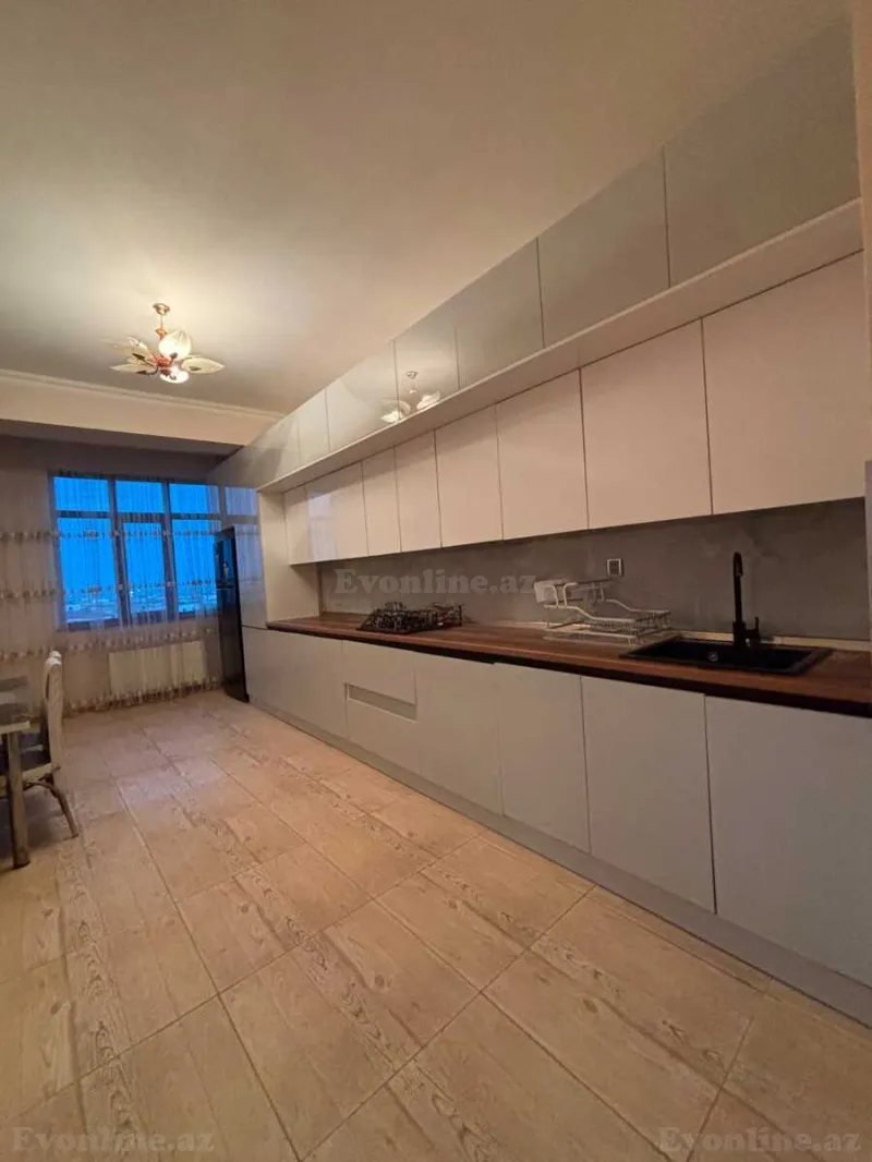 Kirayə verilir 3 otaqlı Mənzil Yeni tikili 140 m² Bayıl - şəkil 15