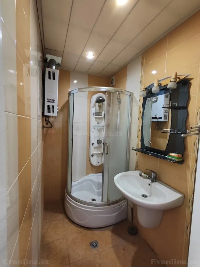 Kirayə verilir 4 otaqlı Mənzil Köhnə tikili 120 m² 9-cu mikrorayon - şəkil 4