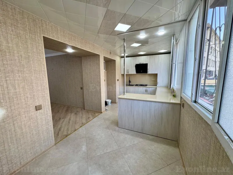 Satılır 3 otaqlı Mənzil Köhnə tikili 70 m² 20 Yanvar m. - şəkil 6