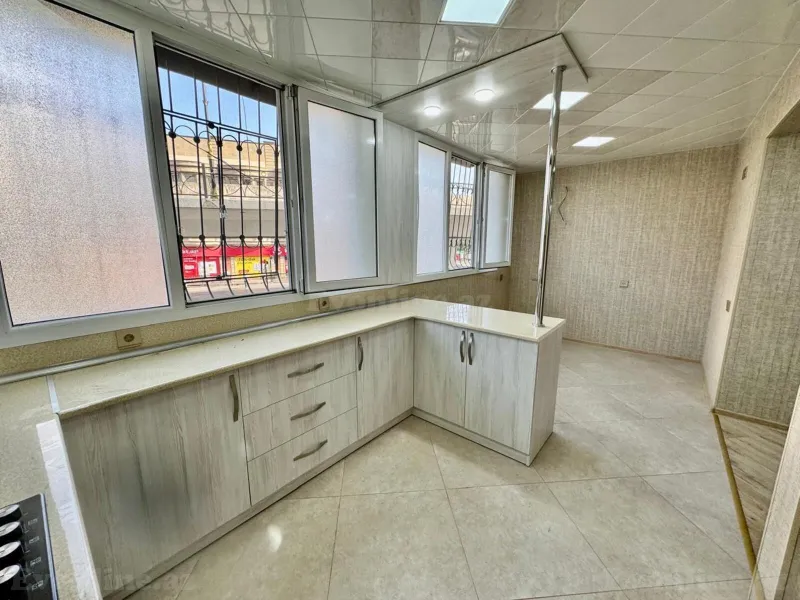 Satılır 3 otaqlı Mənzil Köhnə tikili 70 m² 20 Yanvar m. - şəkil 10