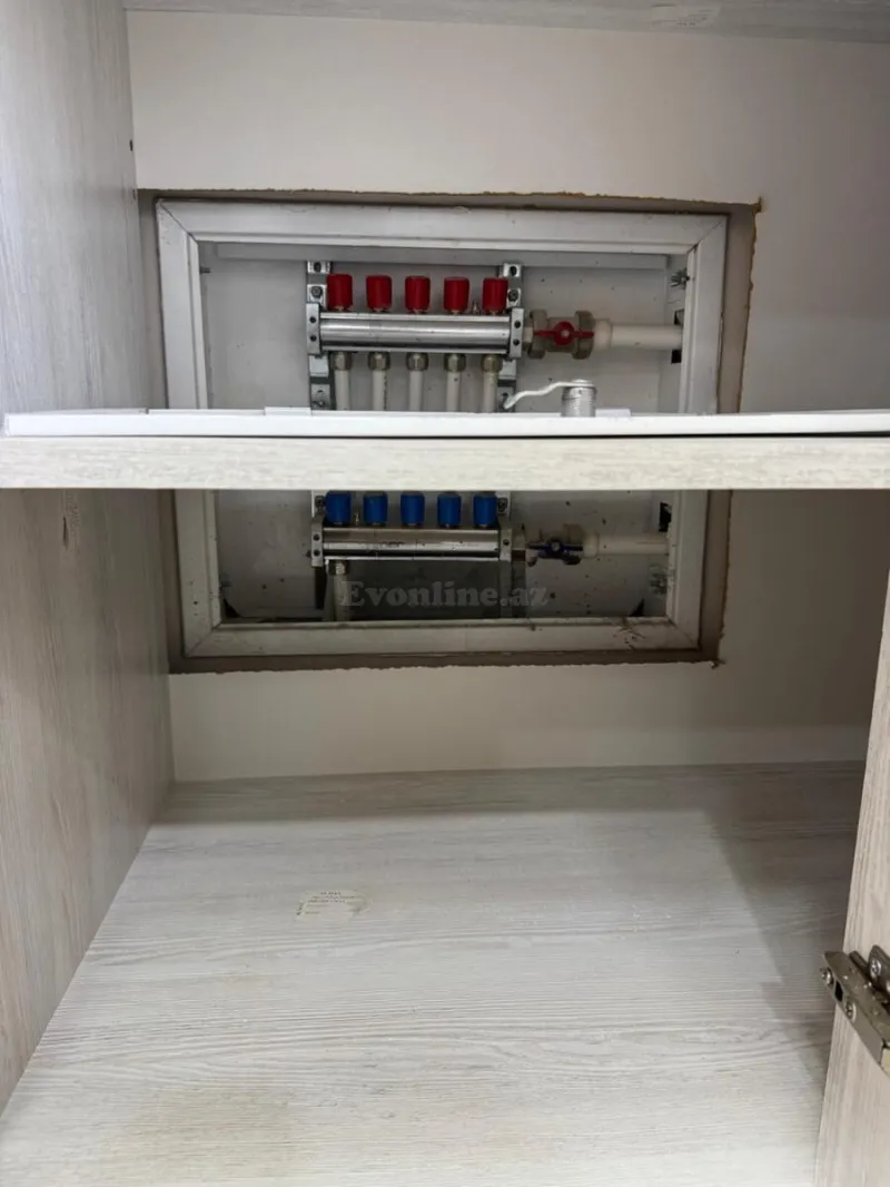 Satılır 3 otaqlı Mənzil Köhnə tikili 70 m² 20 Yanvar m. - şəkil 12