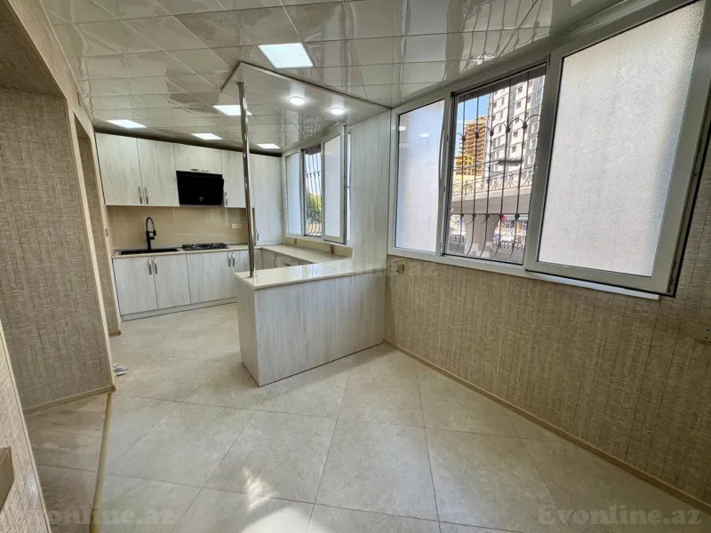Satılır 3 otaqlı Mənzil Köhnə tikili 70 m² 20 Yanvar m. - şəkil 15