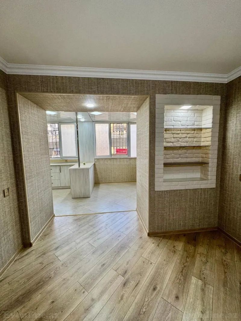 Satılır 3 otaqlı Mənzil Köhnə tikili 70 m² 20 Yanvar m. - şəkil 20