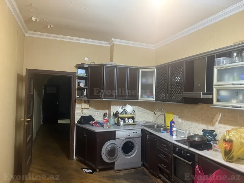 Kirayə verilir 3 otaqlı Mənzil Yeni tikili 125 m² İnşaatçılar m. - şəkil 3