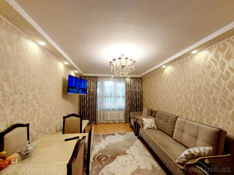 Satılır 3 otaqlı Mənzil Köhnə tikili 75 m² Sumqayıt